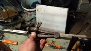 Приспособление для сварки пространственных конструкций