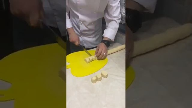 Жаренные пельмени #aki_oshpaz #uzbekistan #barak #milliy #пельмени смотреть онлайн