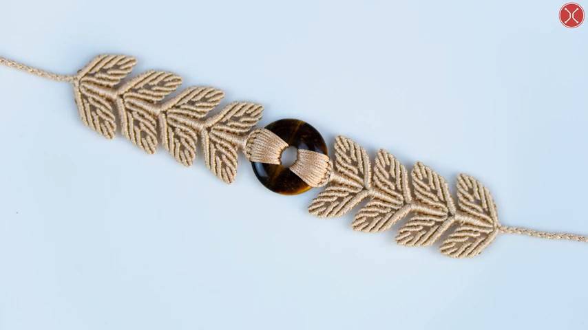 Macrame tutorial： DIY Macrame leaf Bracelet with Donut bead ｜ Step by step tutorial(1) смотреть онлайн