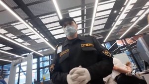 АЭРОПОРТ ШЕРЕМЕТЬЕВО. ТУПЫЕ КАМЕРОФОБНЫЕ ЗАПРЕЩАЛКИ И ПРИНУДИТЕЛЬНОЕ ИЗМЕРЕНИЕ ТЕМПЕРАТУРЫ.
