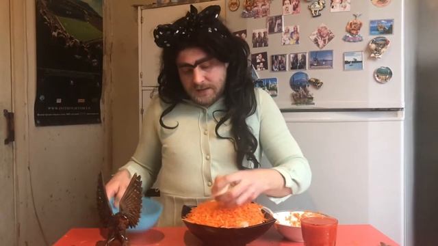 Сулико жарит рыбу! / Кухня народов мира! смотреть онлайн