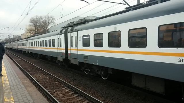 ЭП2Д-0049 и ЭП2Д-0024 Кремлёвские Курсанты ЦППК Перекраска Наше Подмосковье На станции Текстильщики смотреть онлайн