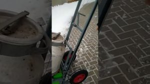 Механизм подъёма апилифта с автофиксацией