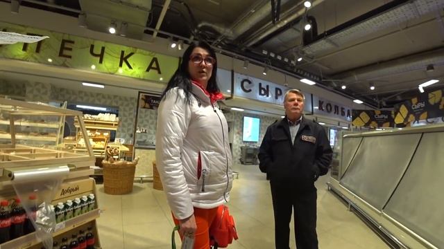 КОНЧЕНЫЙ ДИРЕКТОР ВЫЗВАЛ МЕНТОВ / ОТДАЮТ ПРОСРОЧКУ ПОКУПАТЕЛЯМ смотреть онлайн