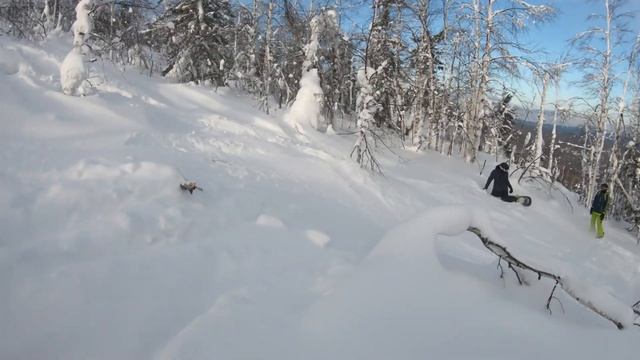 Губаха. Катаемся на сноуборде в лесу и на Каменной Гряде. Прогулка на Усьвинские столбы.