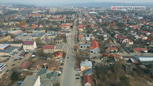 Ужгород. Проліт над вулицею Капушанська смотреть онлайн