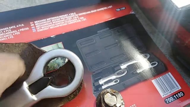 Ks tools 700.1180 nut buster splitter fail rusted bolt смотреть онлайн