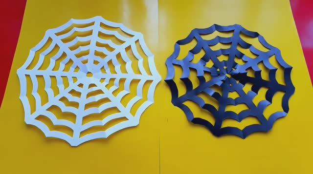 Как сделать ПАУТИНУ из бумаги! ПОЭТАПНО! Поделки на Хэллоуин! смотреть онлайн