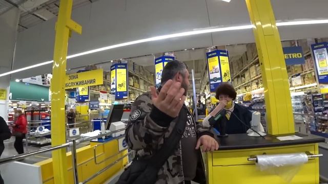 БОРЗЫЙ СБ шник и ЗАШКВАР МЕТРО / НАГЛУХО ПОПУТАВШАЯ ОХРАНА смотреть онлайн