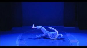 Танцует Кацура Кан