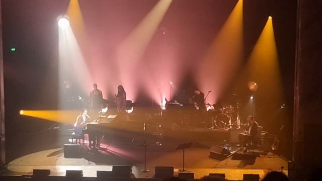 Nick Cave & Warren Ellis 'Balcony Man' смотреть онлайн