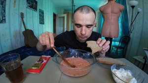 МУКБАНГ БОРЩ ДОМАШНИЙ СО СМЕТАНОЙ / КАПУСТА КВАШЕНАЯ / ШОКОЛАД Alpen Gold / EATING MUKBANG ASMR АСМР