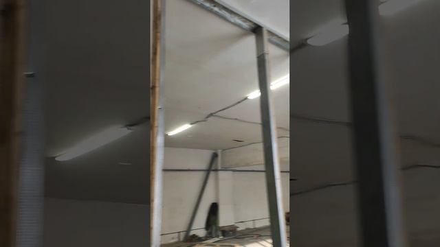 Монтаж перегородок из гипсокартона #строительство #отделка #гипсокартон