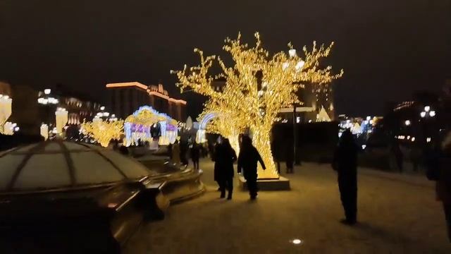 Москва 31декабря💥Кремль💥 Манежная площадь 🌈 Обзор новых машин!💥Атмосфера заряда энергией 🍐