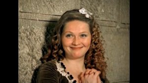 Наталья Гундарева из фильма "Одиноким предоставляется общежитие",спустя годы.