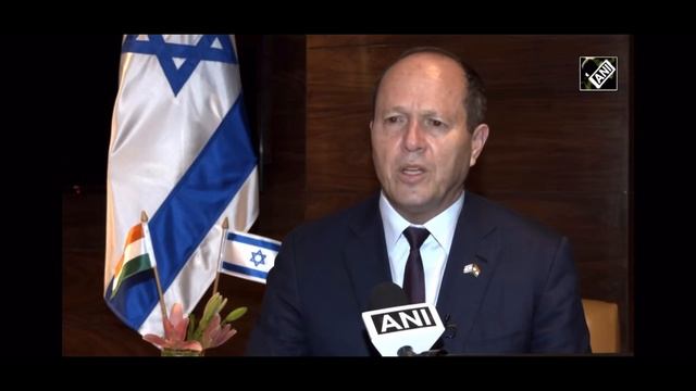 Israel Economy Minister Nir Barkat Mentions The Olive Branch Represents Peace Being Taken From Eart смотреть онлайн