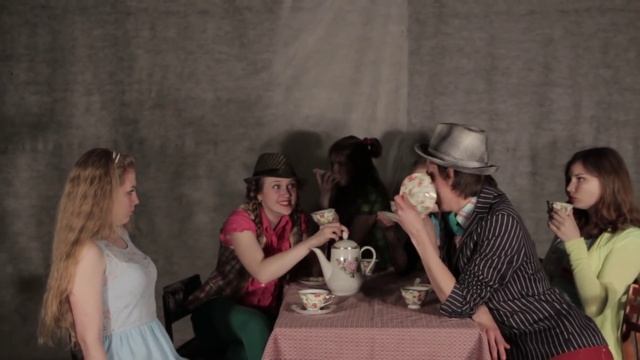 РТК14-1Б.Alice In Wonderland смотреть онлайн