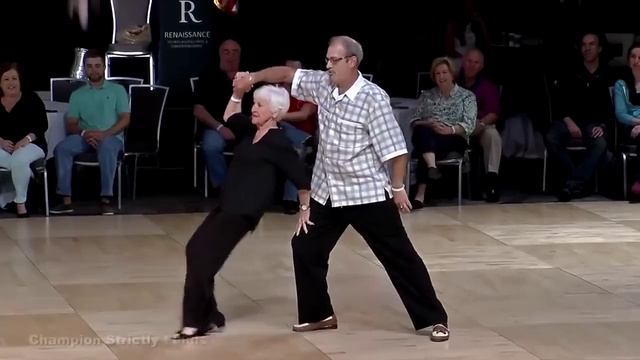 Танцы. Пенсы зажигают подборка смотреть онлайн