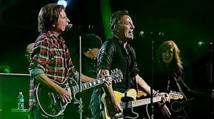 Bruce Springsteen & The E-Street Band & John Fogerty - Fortunate Son ,Rock & Roll Hall Of Fame 2009