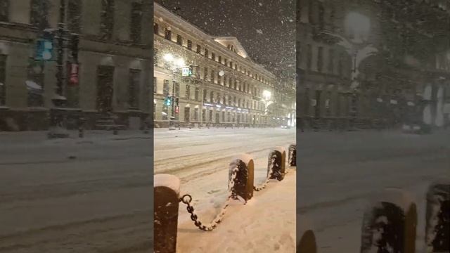 Ночной снегопад в Санкт-Петербурге. Новогодний Невский проспект ❄🎄