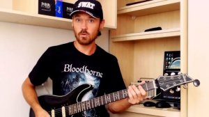 Одна из главных проблем правой руки при игре на гитаре