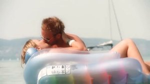 💋Hot Kisses 👙 |Singapore hot kisses with girlfriend ❣️