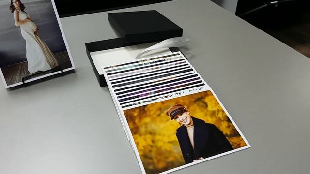 Набор фотокарточек на твердой основе в коробе