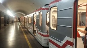 81-717М/714М На станции Авлабари Видео 13 июля 2021 г.