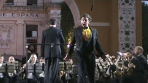 Luciano Miotto Toreador song en la fiesta del Corpus de Sevilla