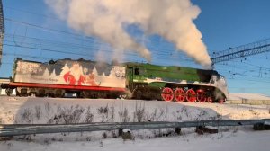 Поезд деда мороза с паровозом "Генерал" П36  -  New Year's Russian steam - powered train