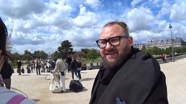 Cад Тюильри в Париже прекрасен в любую погоду