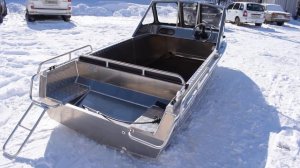 Алюминиевая моторная лодка Wyatboat 460DCM Pro от компании Вятбот