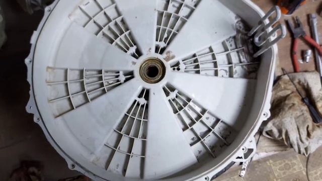 LG. Замена подшипника. Обслуживание машинки. Обзор стиральной машинки смотреть онлайн