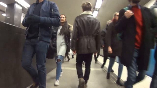 В Стокгольмском метро . Subway in Stockholm