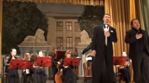 РУССКАЯ НАРОДНАЯ ПЕСНЯ  - ВДОЛЬ ПО УЛИЦЕ -  TUTTI