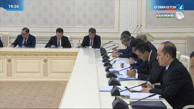 Под председательством Шавката Мирзиёева состоялось видеоселекторное совещание ...