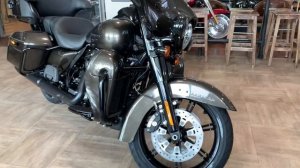 Ultra Limited, Harley-Davidson (FLHTK), 2020 river rock black option