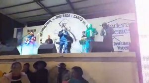 Grupo el aguante en el previo de la juana azurduy y jineteada y canto del impenetrable grupo el