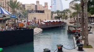 Ярмарка "Рождество" в Мадинат Джумейра, Дубай. Fair "Christmas" in Madinat Jumeirah, Dubai.