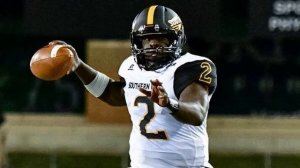 Southern Miss stuns unbeaten UTSA as Keon Howard fills in well at QB
