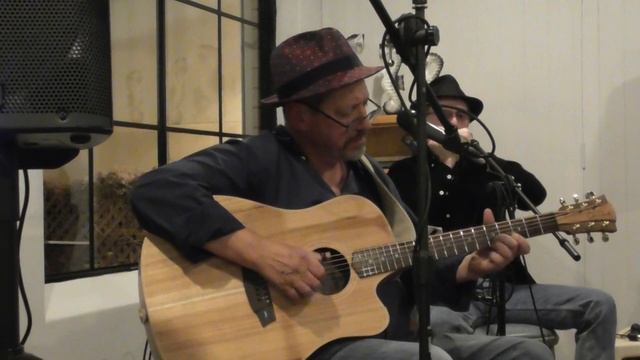 Kind Hearted Woman смотреть онлайн