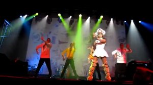 Bielyje Rozy Natasza Urbanska Studio Buffo