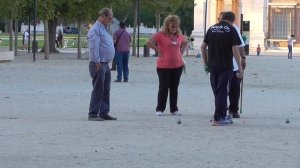 Как отрываются пенсионеры в Испании. Аранхуэс.