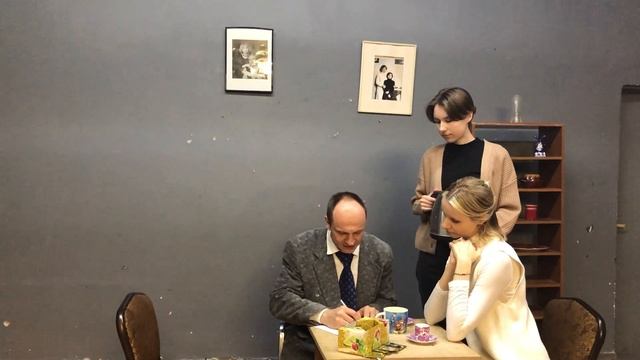 Реж. Алексей Коренев отрывок из фильма « По семейным обстоятельствам»