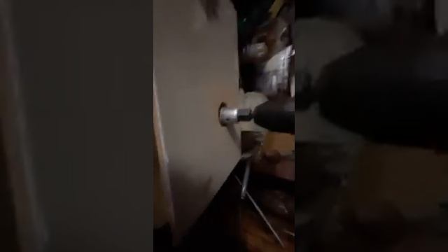 Как сделать отверстия в плитке смотреть онлайн