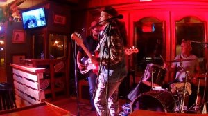 The Good Guys Band - Lenny SRV Cover (Bar Wanted)