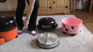 OUCH... Henry Cleans HETTY THE HOOVER's Parts ➡️ Vacuuming #henryhoover #asmrvacuuming #hooverwithm