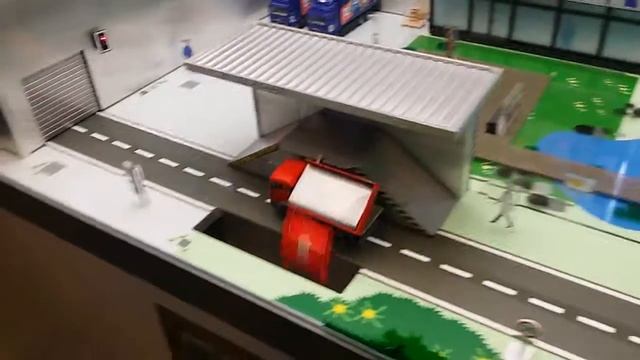 Ritter Sport Museum смотреть онлайн