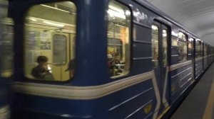 Электропоезд 81-717(ММЗ)/714.5М(МВМ) "Номерной" на станции Тракторный завод