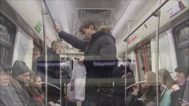 Новый метропоезд 81-722.1/723.1/724.1 "Юбилейный-2" в метро Петербурга смотреть онлайн